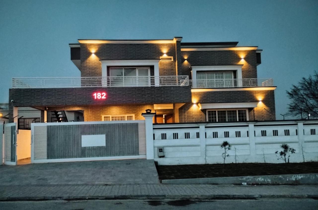 Islamabad Travelodge Guest House Dış mekan fotoğraf